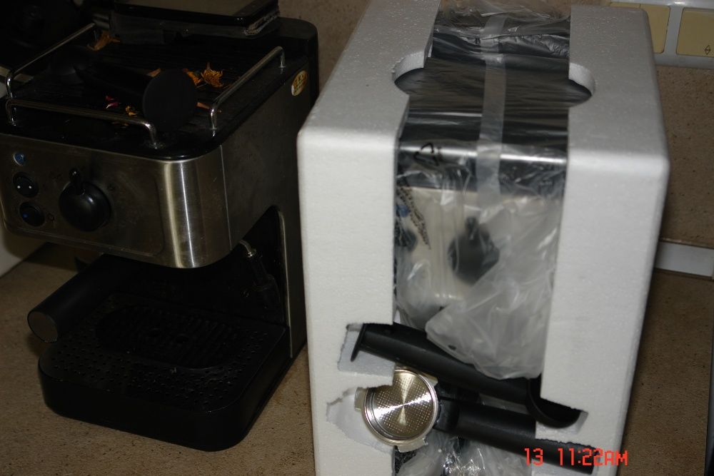 Russell Hobbs Allure 18623 Buckingham Espresso Maker