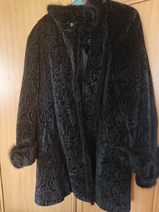 Продам пальто демисезон