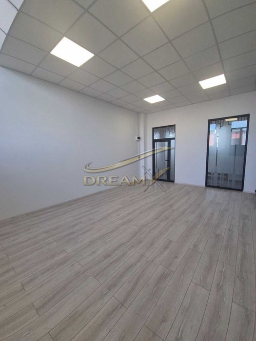Офис под наем в Южен! 71912747