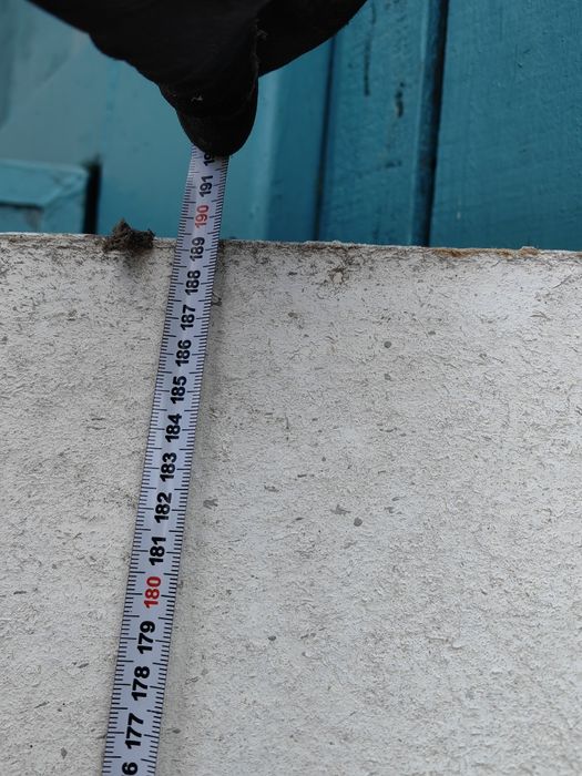 Продавам интериорна врата