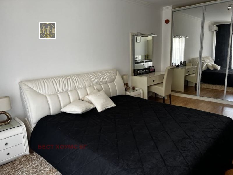 Продава се Двустаен апартамент в к.к. Слънчев бряг - 68 кв.м за 1471 €/кв.м - Снимка #6