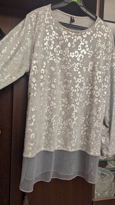 Продам 2 шикарные кофточки+ батник