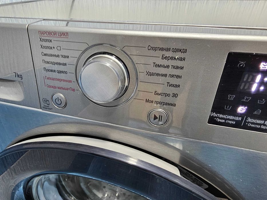 ПРОДАМ LG F2M5HS6S / 7кг Стиральная машина с паром.