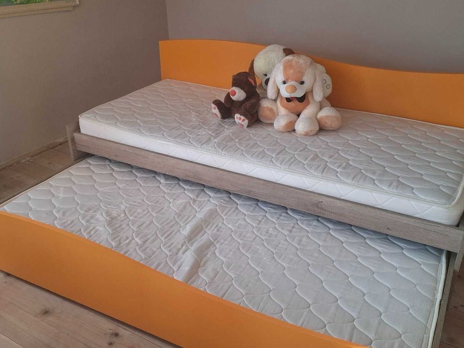 Детско "сандвич" легло, без забележки, с матраци