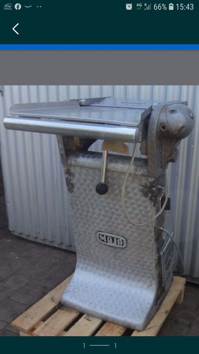 Vand mașina pentru deșoricare -Maja