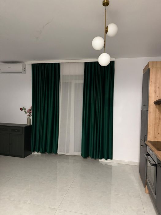 Închiriez apartament cu o camera
