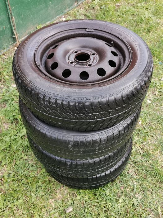 Vând anvelope de iarna