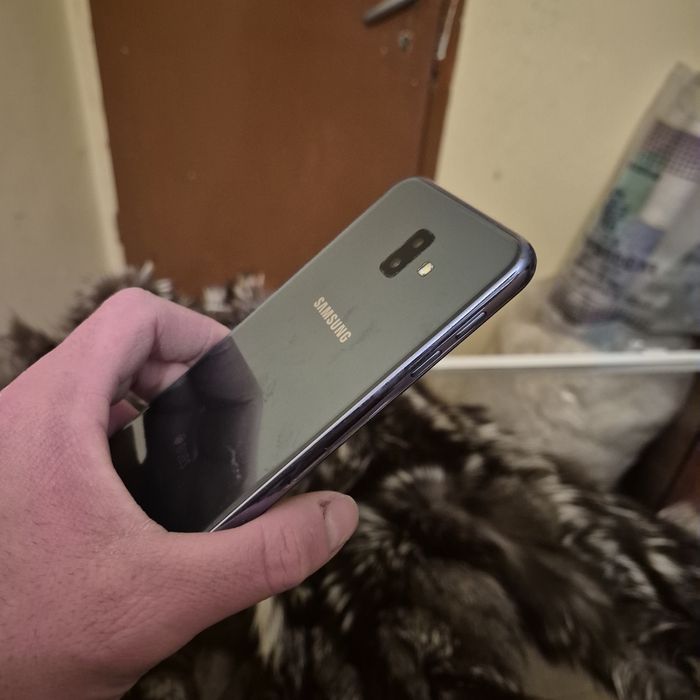 Samsung Galaxy j6+