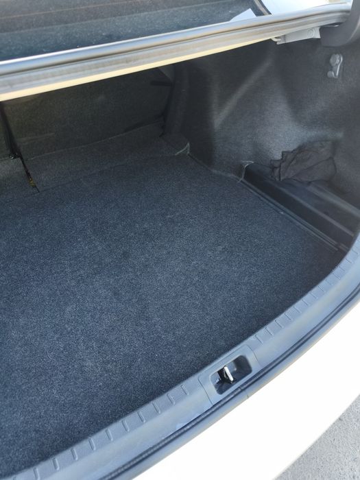 Toyota Corolla 1.8 Yaponski 2016 yil 1 qul moshina