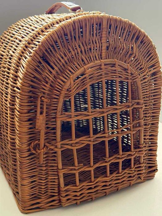 Плетена ратанова чанта за домашен любимец