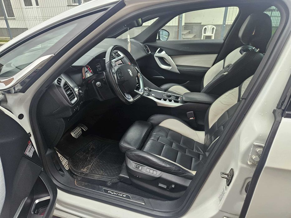 Citroen DS5 hybrid 4x4