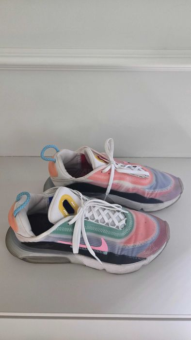 Маратонки Nike Be True Running Shoes Air Max 2090 Multicolor