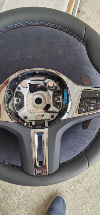 Волан bmw g05 g06 g30 gg01 g02 произход карбон тапицерия лъскави