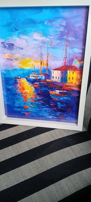 Ярки момичета с чадъри в дъждовен ден, 30 см.x 40 см Вертикална стенна