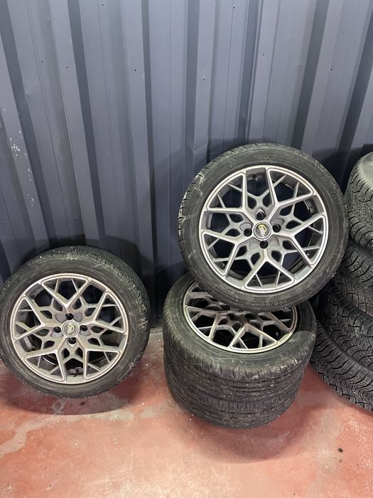Продаю 3 комплекта дисков r16 и r18