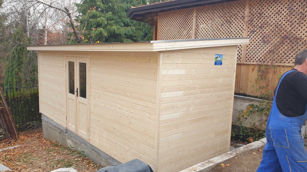 Градински бараки ,гаражи , къщи за инструменти