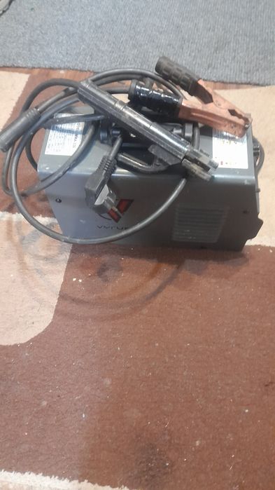 Сварчни апарат сатылады.