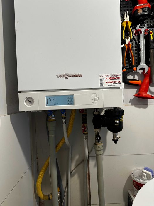 Viessmann Vitodens 100 - 26 kW двуконтурен газов котел, с монтаж и 1 г. гаранция – отличен, поддържан професионално,