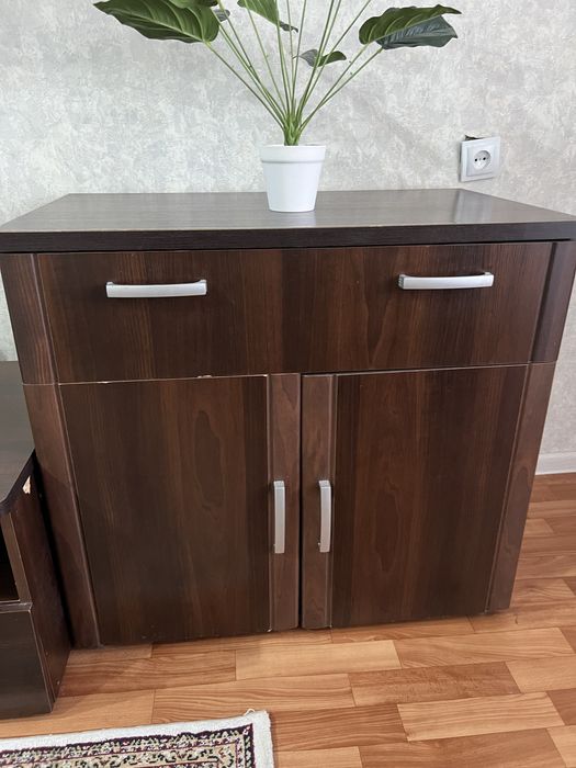 Мебель продаю хорошая