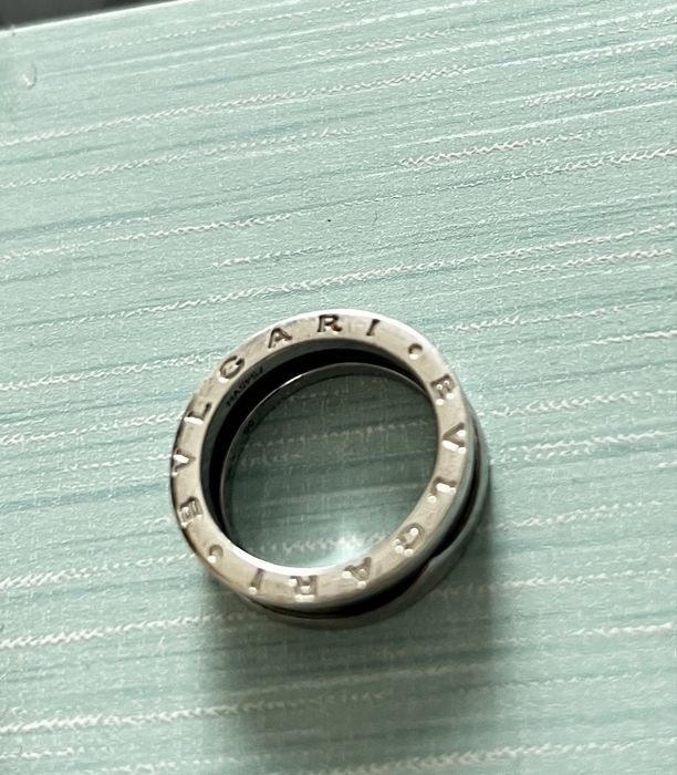 Bvlgari save the children ring ! Super pret !