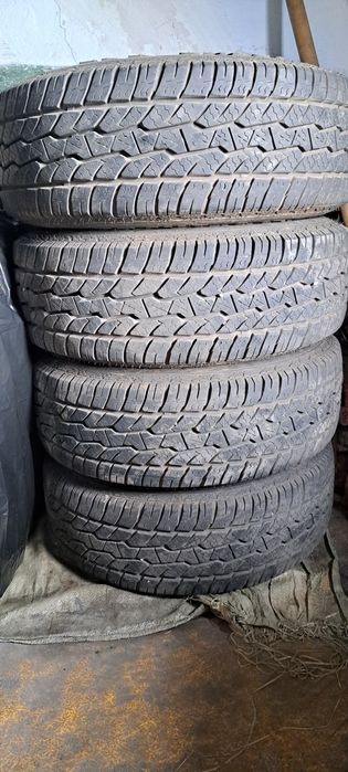 Продам комплект дисков с резиной