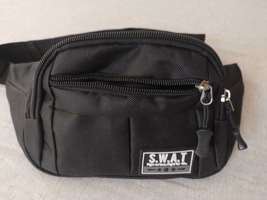 Мъжка чанта EASTPAK, LEVIS