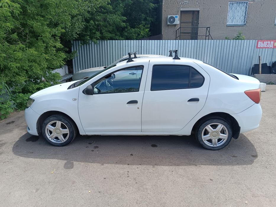 Renault Logan 2014