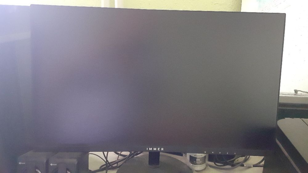 Õyinbop kompyuter va rangli printer sotiladi