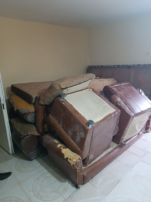 Отдам даром старые мебель и разные вещи из дома , ориентир - Ракат мах