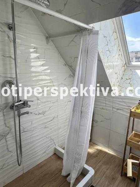 реф.16420 Огромен хол /55 кв.м./, готов за нанасяне-Бунарджика!