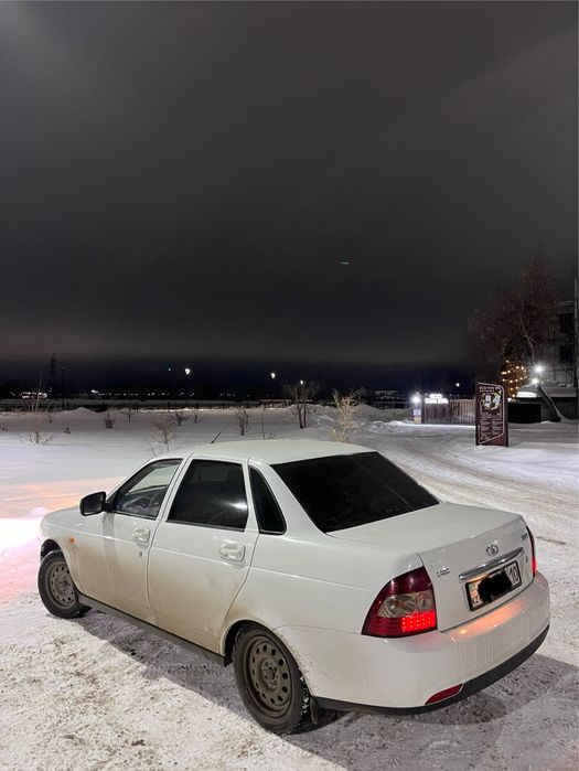 Лада Приора седан 2015г