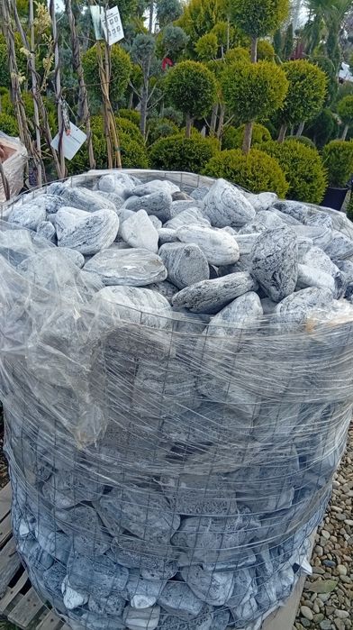 Pietre decorative pentru cascade