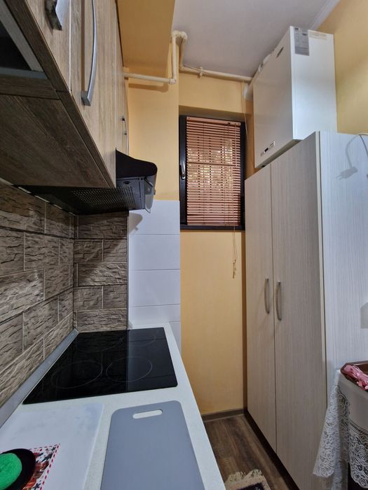 Garsoniera de închiriat