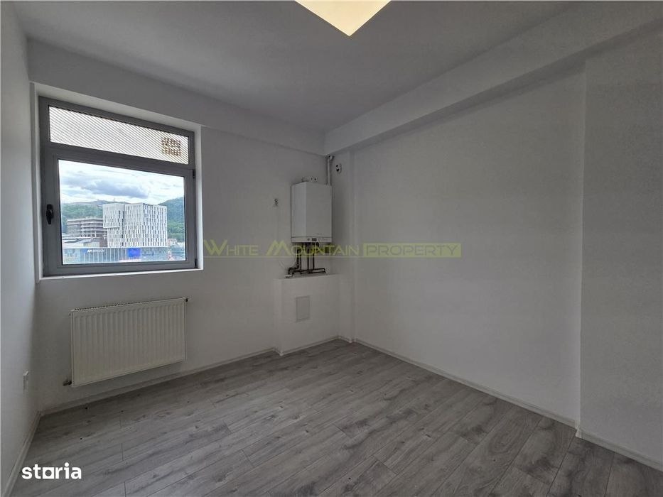Apartament 4 camere Centrul Civic pretabil co-working hub