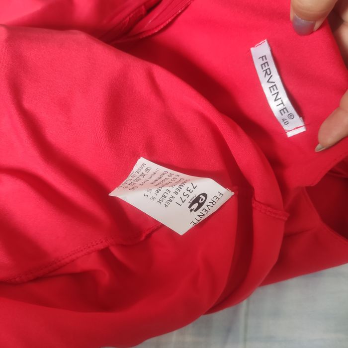 Rochie eleganta roșie  40