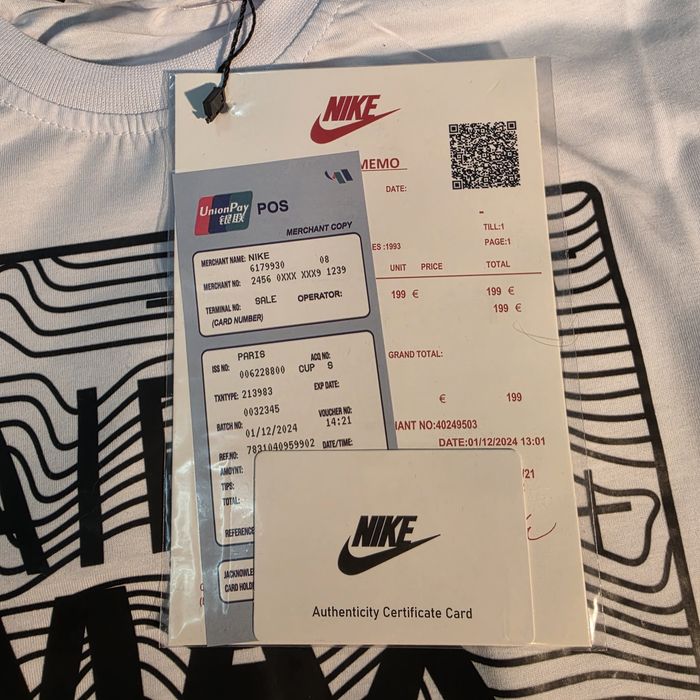 Tricou Nike Air Max marimea S, alb, bumbac, unisex. Nou cu eticheta. Farfetch