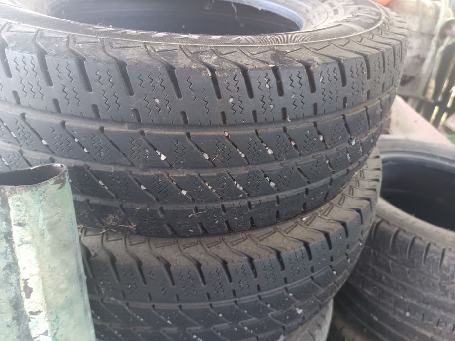 Cauciucuri 8 bucăți 6 de vara și 2 iarna  15c