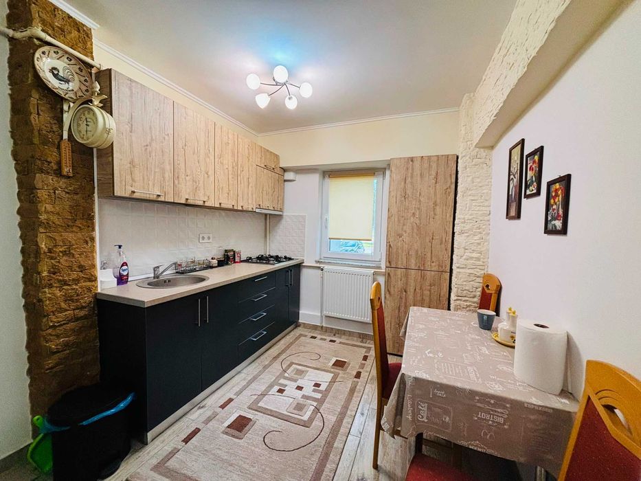 Închiriez apartament 2 camere A.I. Cuza nr. 37 vedere parcul Tineretului