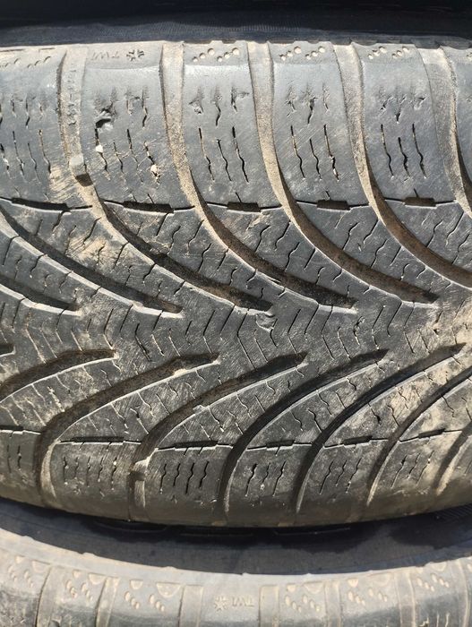 Vand piese si cauciucuri echipate cu jenti de fiat stilo 16 16 v