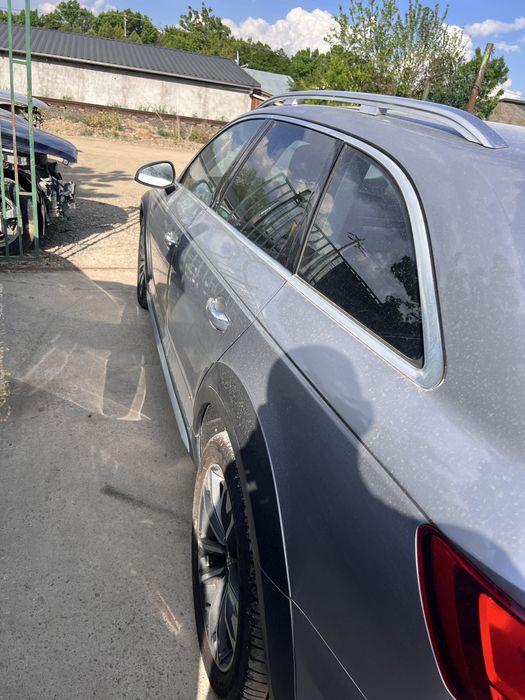 Ornament, Overfender stânga spate Audi A4 B9 break Allroad