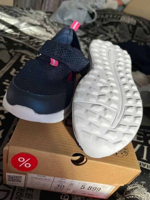 Продам новую обувь