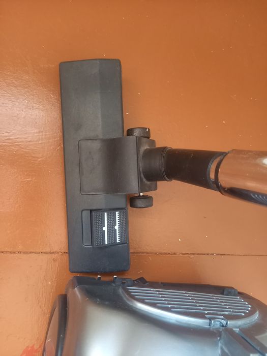 Пылесос Hoover 1500w (15.000тыс)