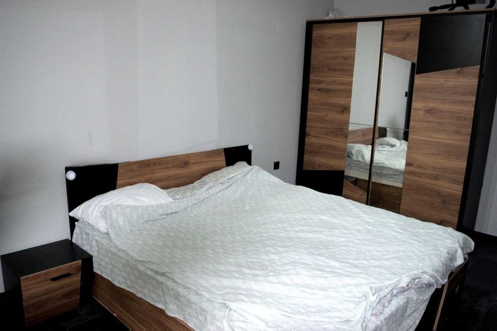 Продава се Двустаен апартамент в София, Център - 65 кв.м за 2539 €/кв.м - Снимка #3