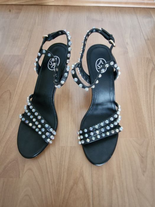 Sandale din piele 39