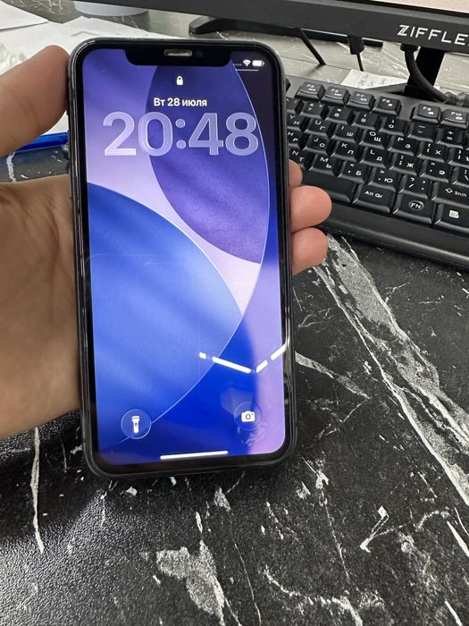 Продам iPhone 11 , iPhone 11 sotiladi