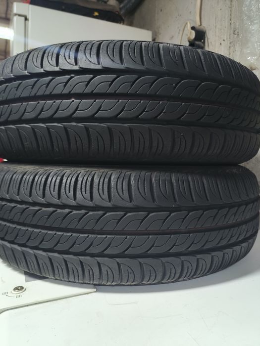 Продавам 2 броя летни гуми 175/65/14