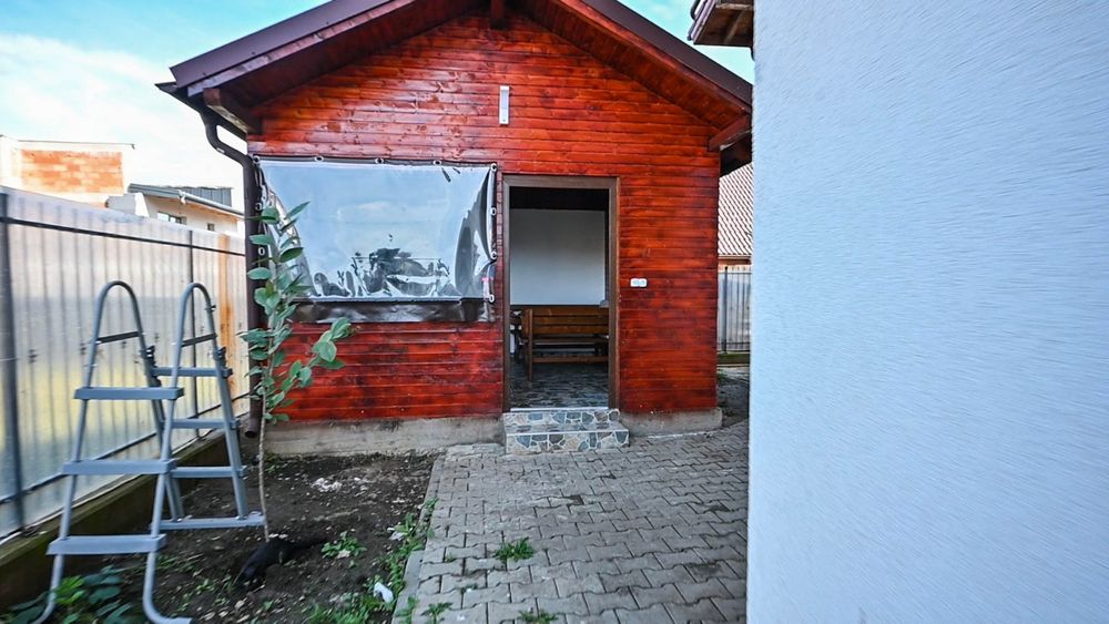 Inchiriez  Casa in Sanpetru