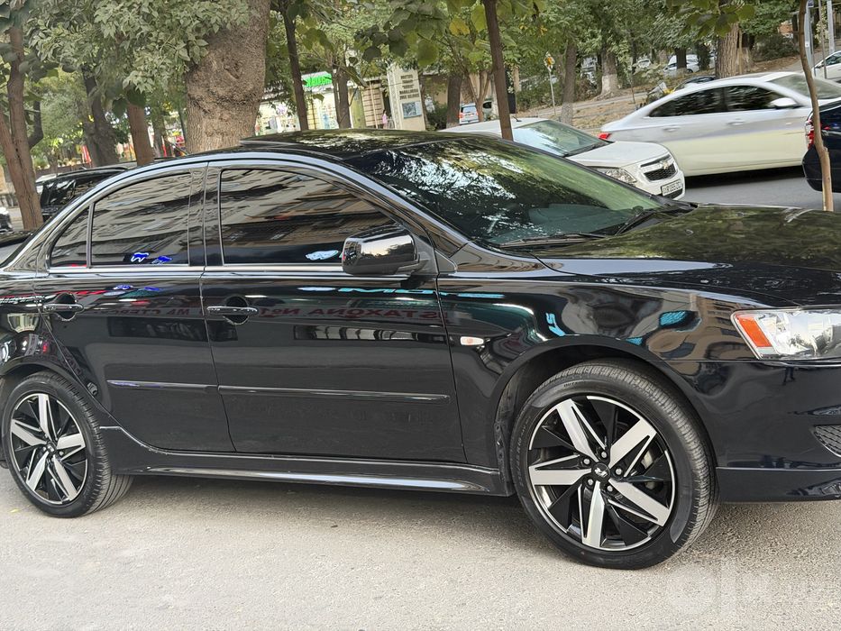 Mitsubishi lancer x