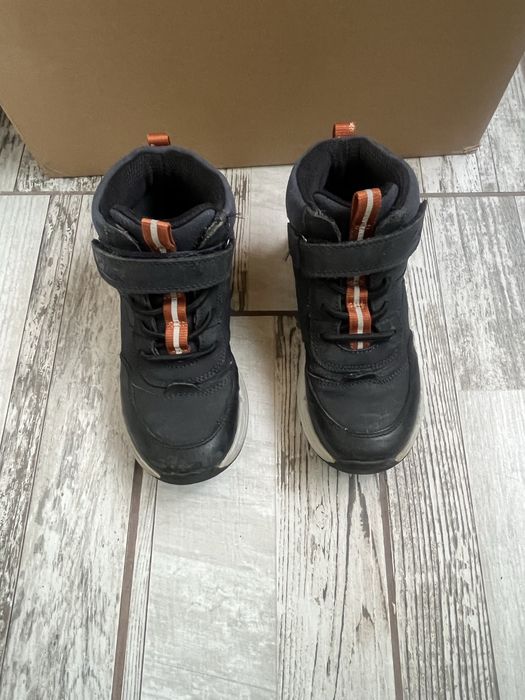 Боти за момче Clarks 28номер