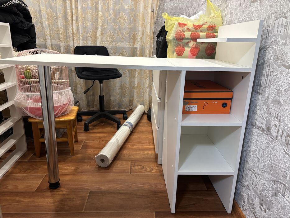 Стол компьютерный